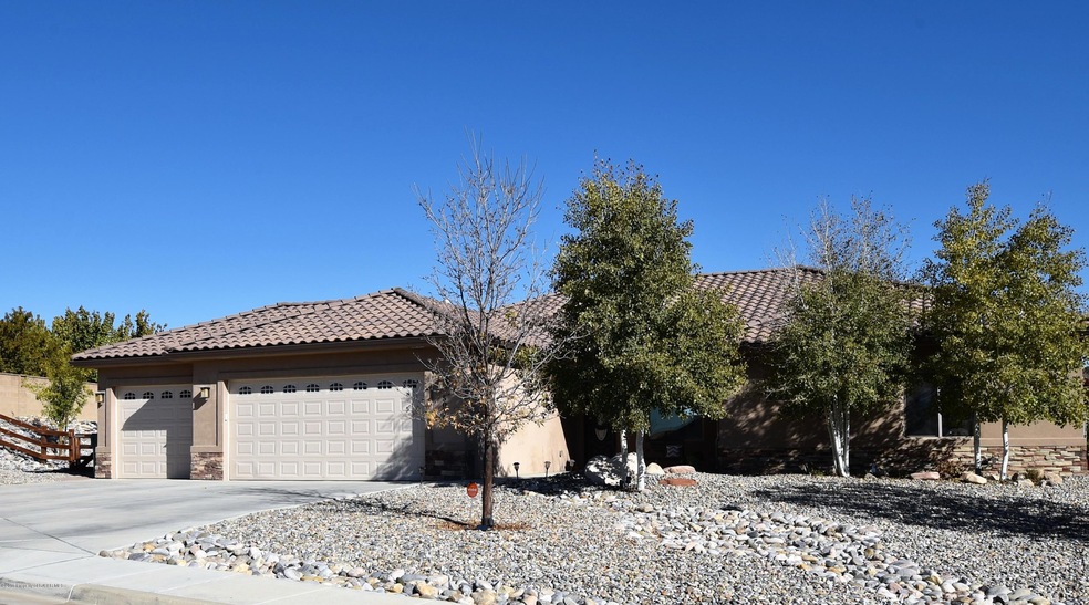 5010 English Place, Farmington, NM 87402 - photo 1