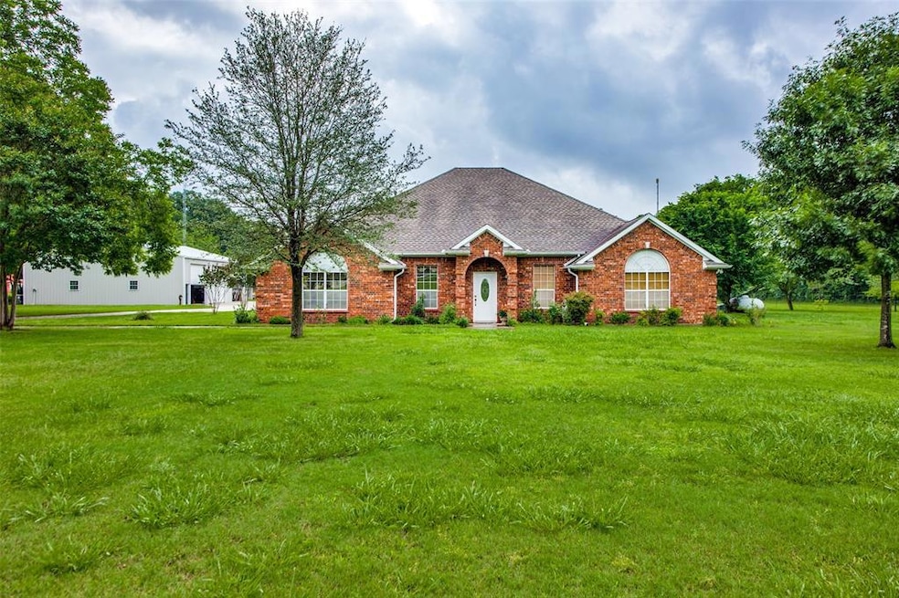 2607 Fm 2815 S, Bonham, TX 75418 - photo 1