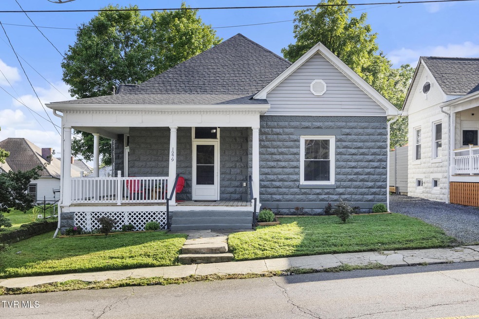1-web-or-mls-217A8611