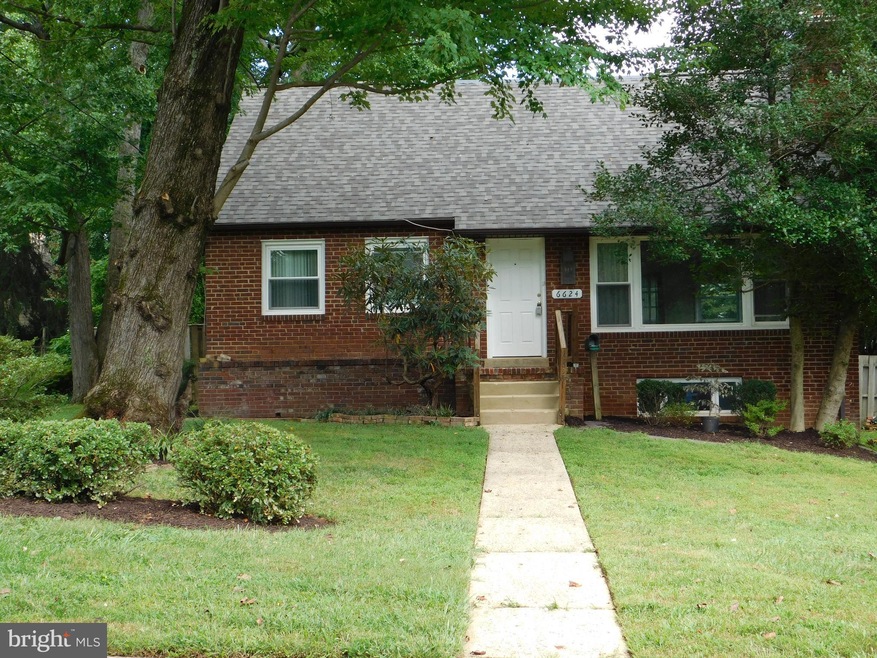 6624 Moly Dr, Falls Church, VA 22046 - photo 1