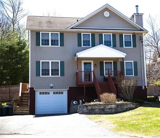 68 Interlochen Pkwy, Monroe, NY 10950 - photo 1