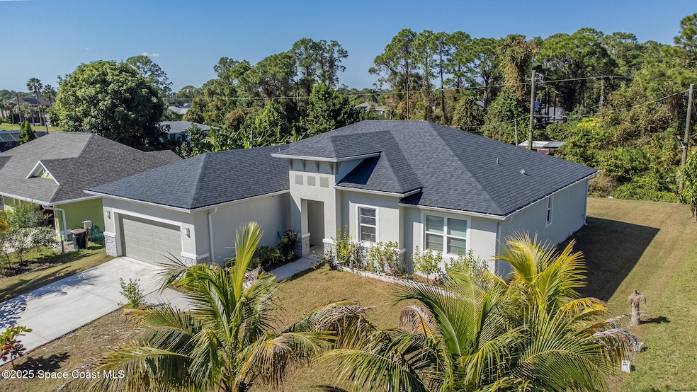 951 Sareta St SE, Palm Bay, FL 32909 - photo 1