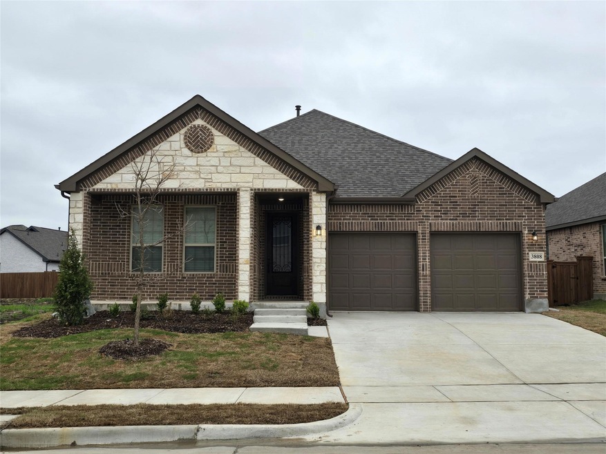 3808 Malibu Dr, Sherman, TX 75090 - photo 1