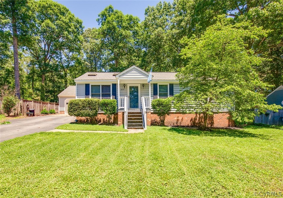 6019 Sara Kay Dr, North Chesterfield, VA 23237 - photo 1