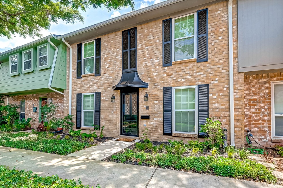 14159 Lost Meadow Ln, Houston, TX 77079 - photo 1