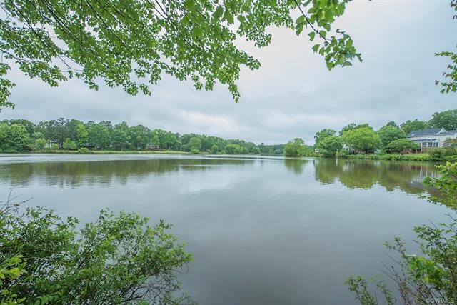 A view of the lake that residents have access to e