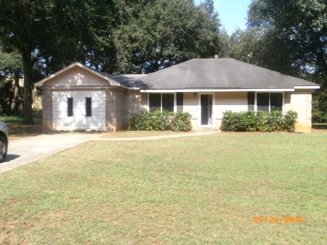 302 Pine Bluff Rd, Albany, GA 31705 - photo 1