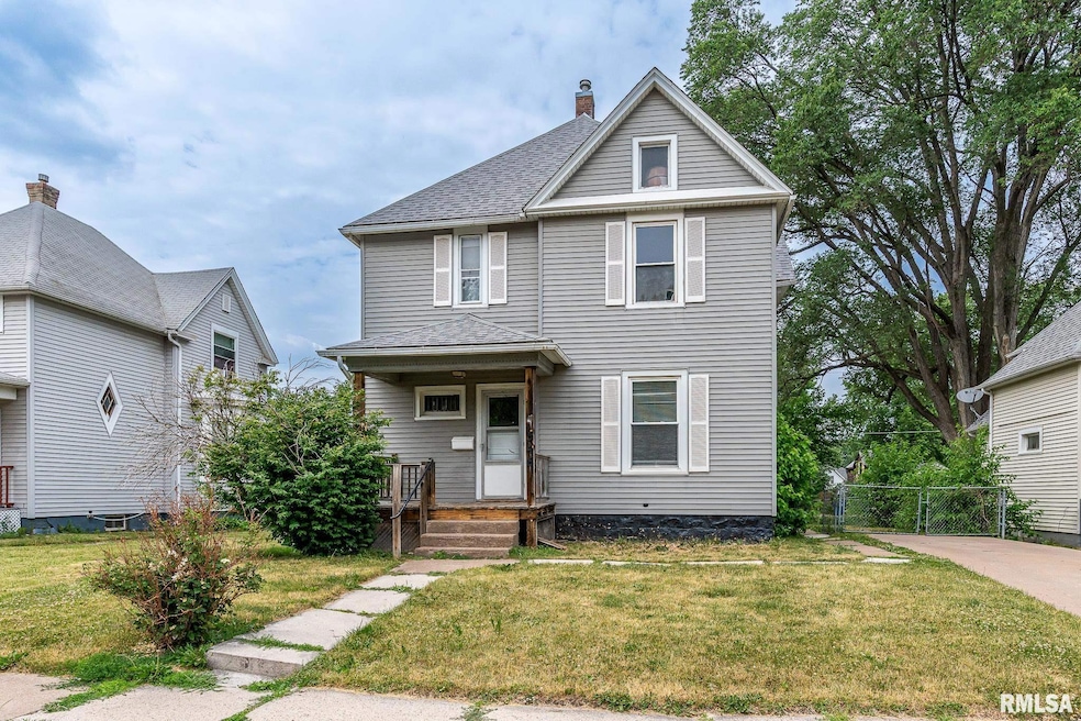546 W 16th St, Davenport, IA 52803 - photo 1