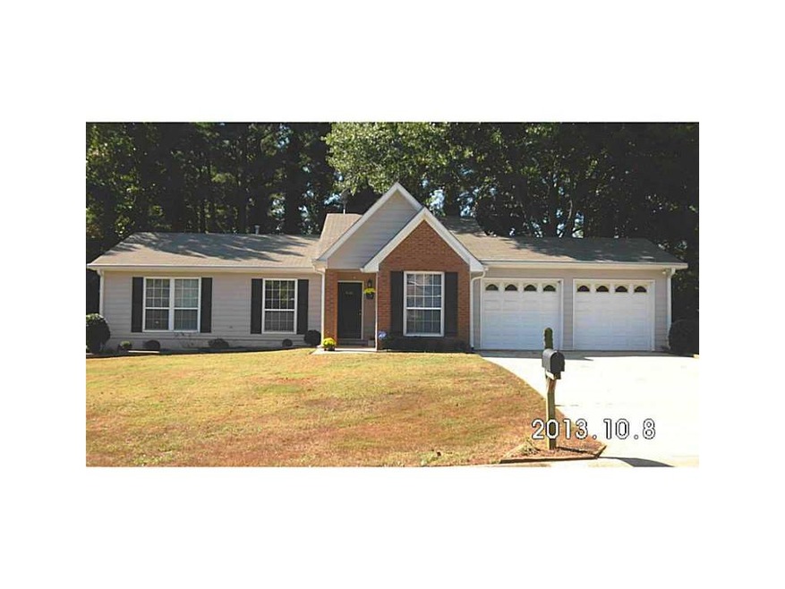 Exterior Front. MOVE-IN READY! AWESOME 3/2 RANCH!
