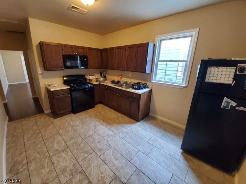 54 3rd St, Newark, NJ 07107 - photo 1