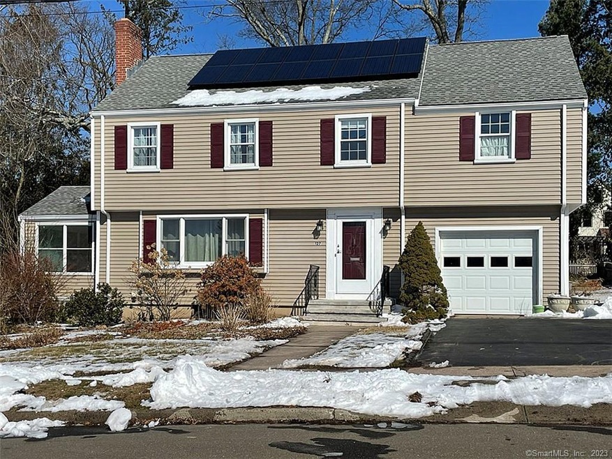 127 Carmalt Rd, Hamden, CT 06517 - photo 1