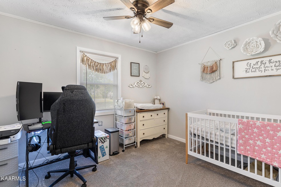 909 Cindy Dr, Cookeville, TN 38506 - photo 1