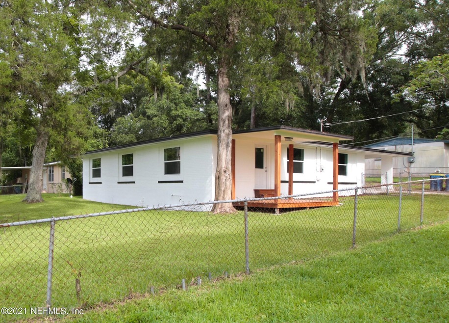 277 Pecan St, Jacksonville, FL 32211 - photo 1