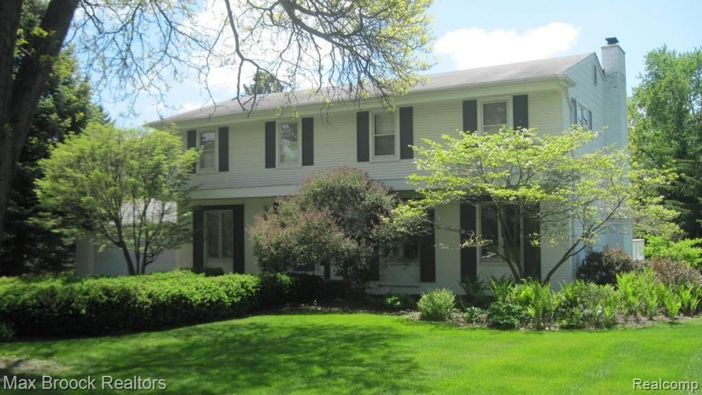 3601 Darcy Dr, Bloomfield Hills, MI 48301 - photo 1