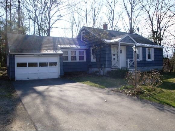 607 Sagamore Ave, Portsmouth, NH 03801 - photo 1