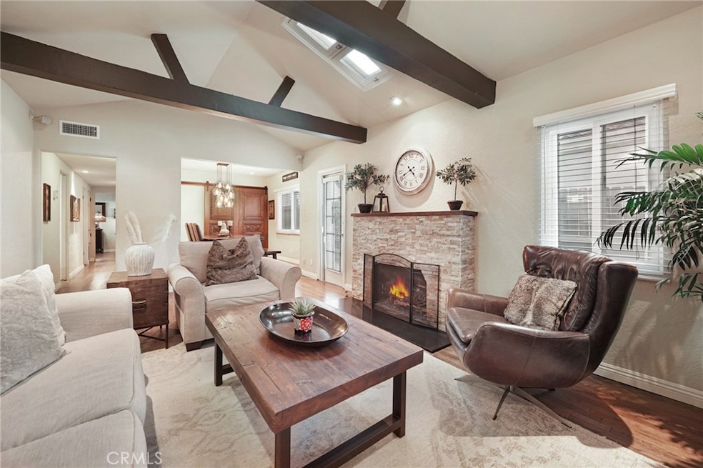 128 W Maple Ave, El Segundo, CA 90245 - photo 1