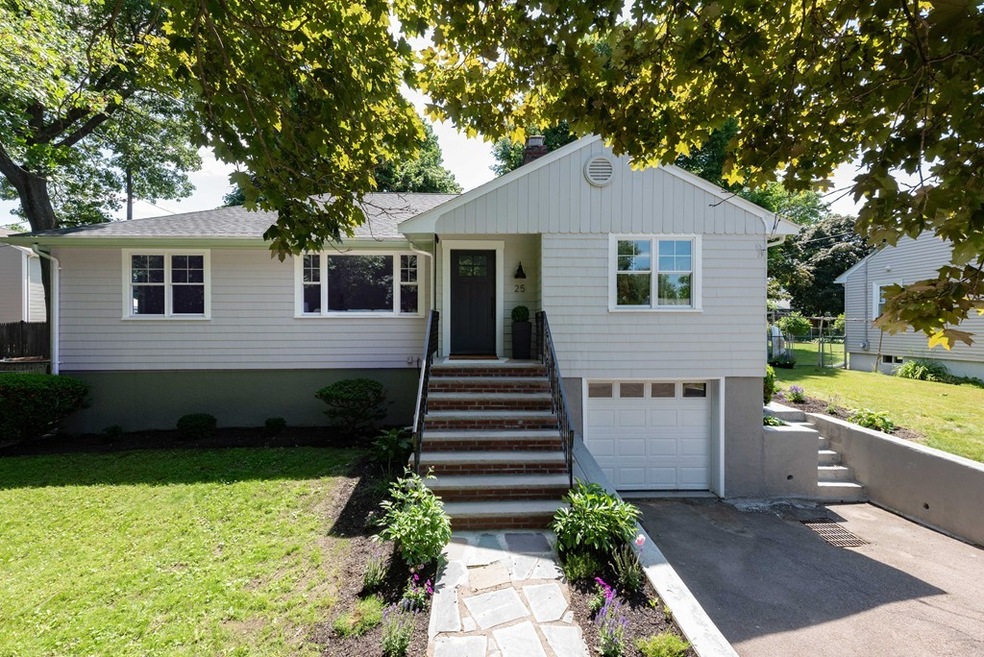 25 Angus St, Quincy, MA 02171 - photo 1