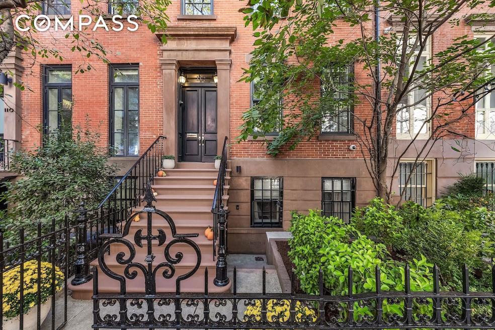 112 W 13th St, New York, NY 10011 - photo 1