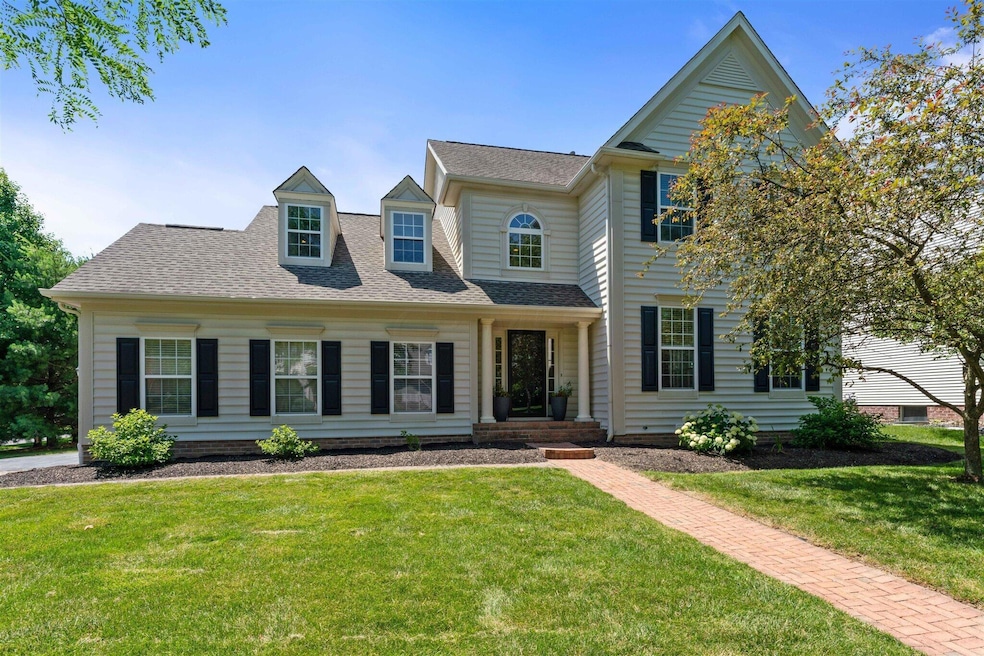 7201 Fernridge Dr, New Albany, OH 43054 - photo 1