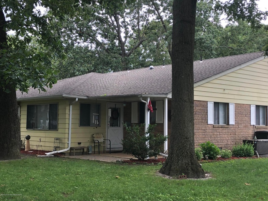 351B7E66-36DA-4DF5-B190-DCC8BFB8977A