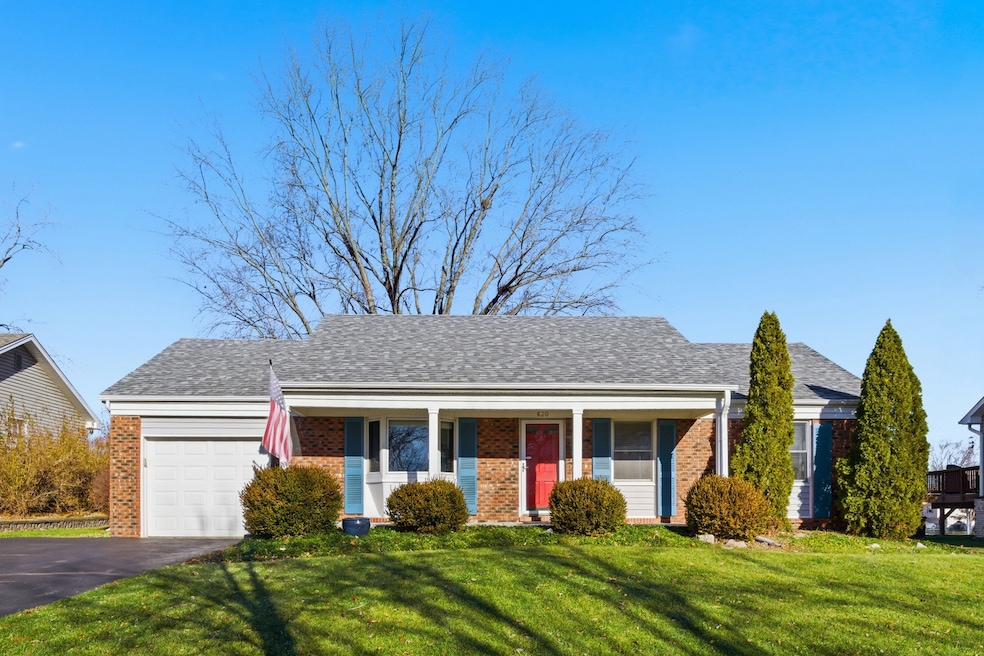 620 Twisted Oak Ln, Buffalo Grove, IL 60089 - photo 1