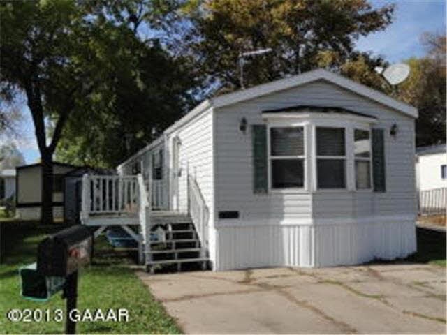 3305 S Broadway, Alexandria, MN 56308 - photo 1