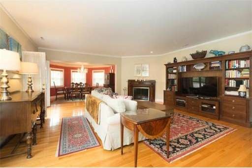 175 Milton St unit 7, Milton, MA 02186 - photo 1