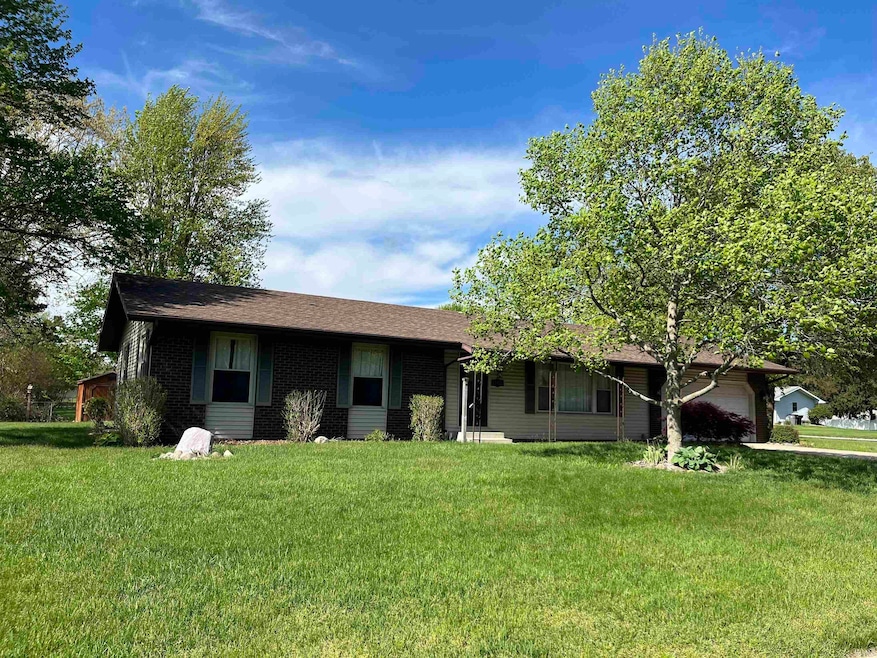 51851 Hinton Ln, Granger, IN 46530 - photo 1