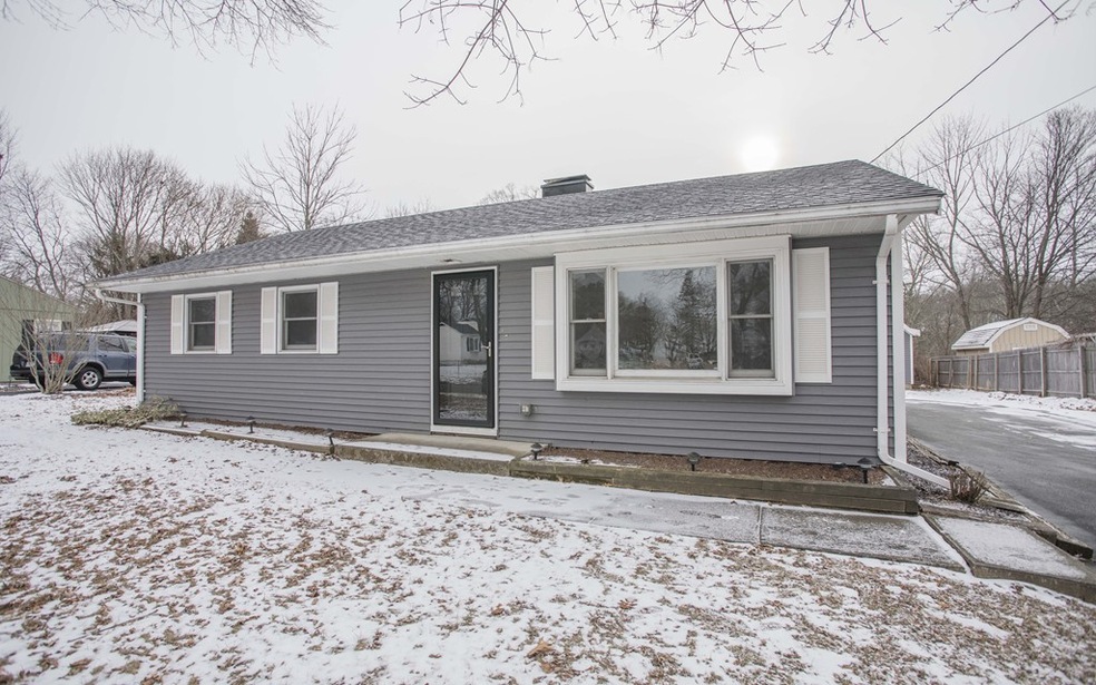 19 Endicott Dr, Westborough, MA 01581 - photo 1