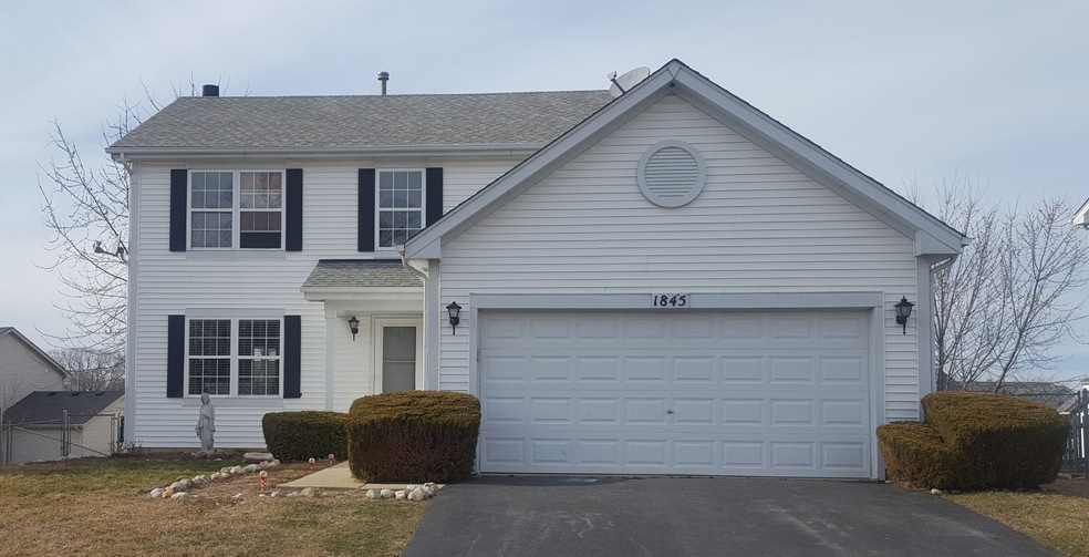 1845 Cambridge Dr, Carpentersville, IL 60110 - photo 1