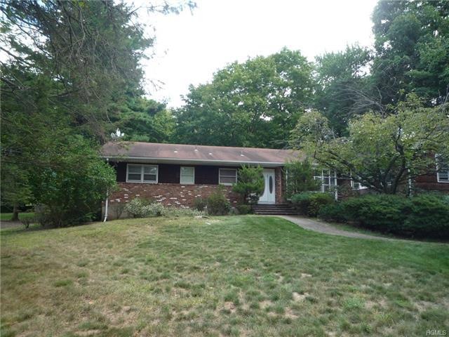 4 Elyise Rd, Monsey, NY 10952 - photo 1