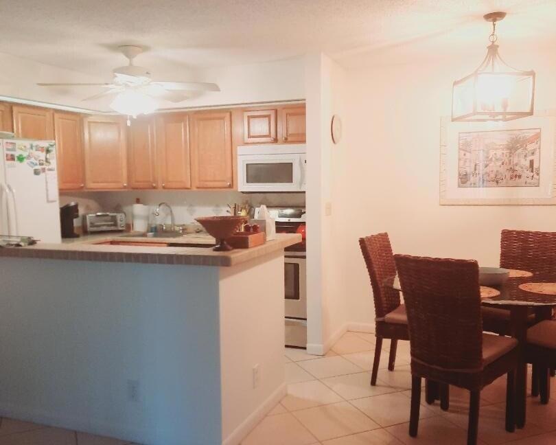 15449 Lakes of Delray Blvd unit 1060, Delray Beach, FL 33484 - photo 1