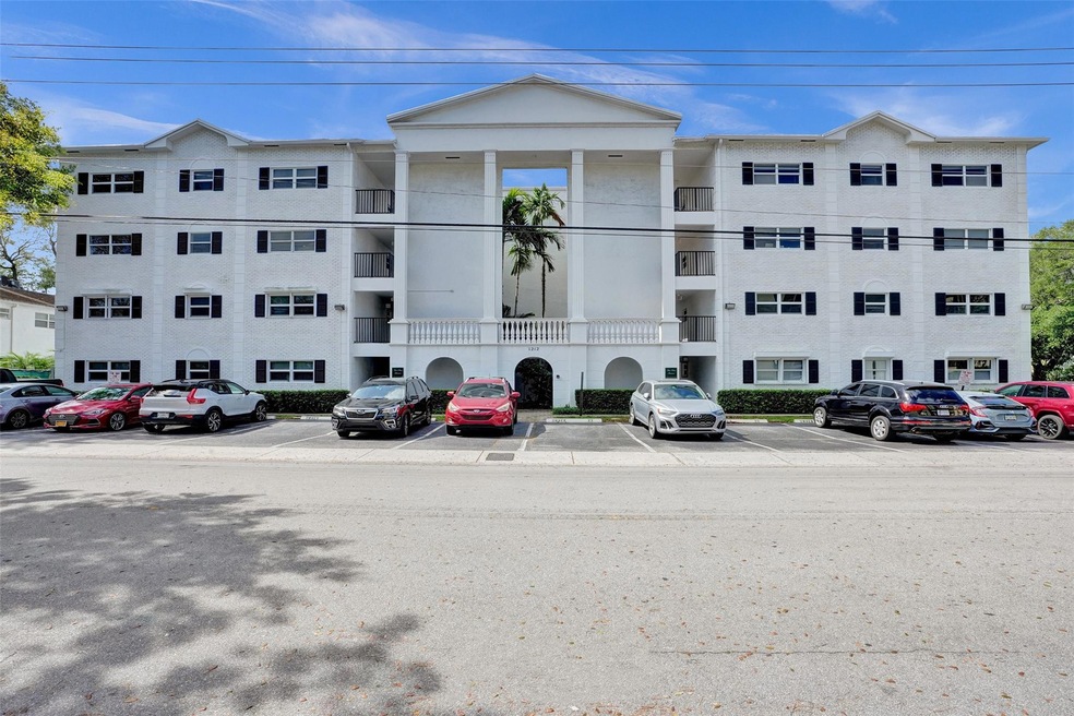 1212 SE 2nd Ct unit 201, Fort Lauderdale, FL 33301 - photo 1