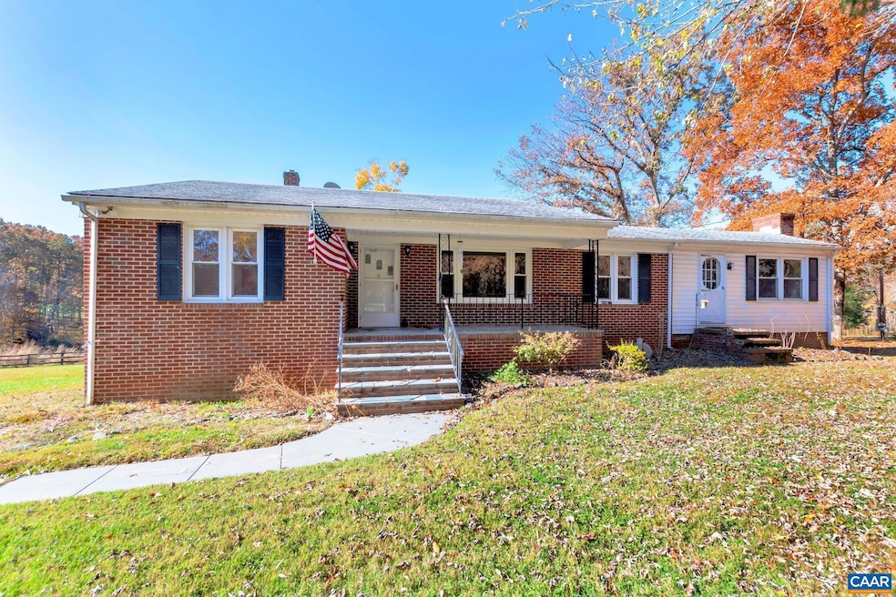 3988 Mola Ln, Earlysville, VA 22936 - photo 1