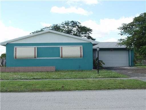 18440 NW 28th Place, Miami Gardens, FL 33056 - photo 1