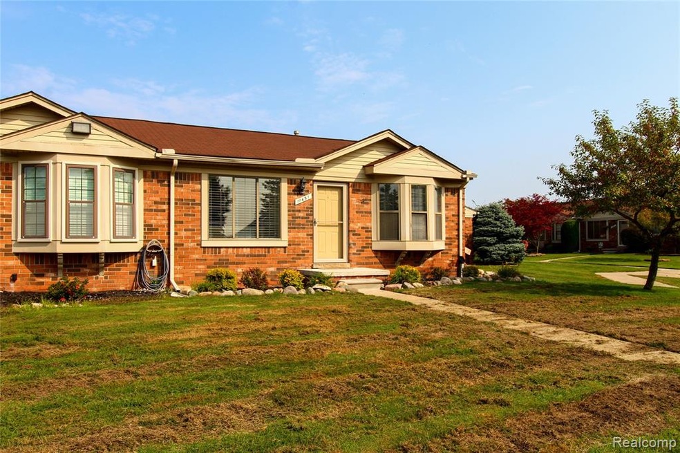 Front of condo.jpg