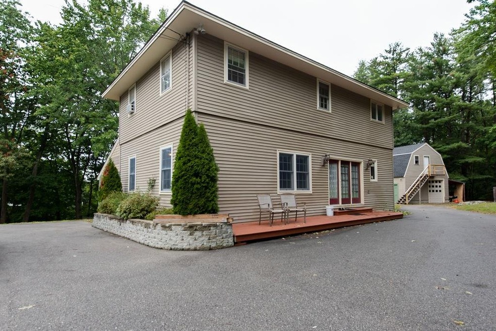 48 Elm St, Newmarket, NH 03857 - photo 1