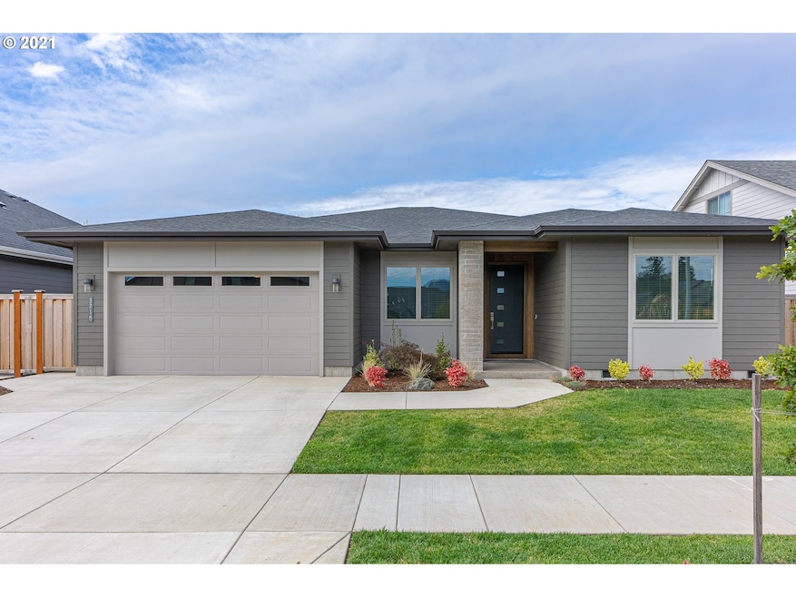 3718 Siletz Dr, Eugene, OR 97408 - photo 1