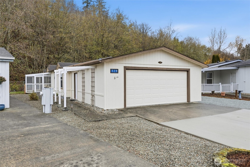 579 Lupine Ln unit 16, Burlington, WA 98233 - photo 1