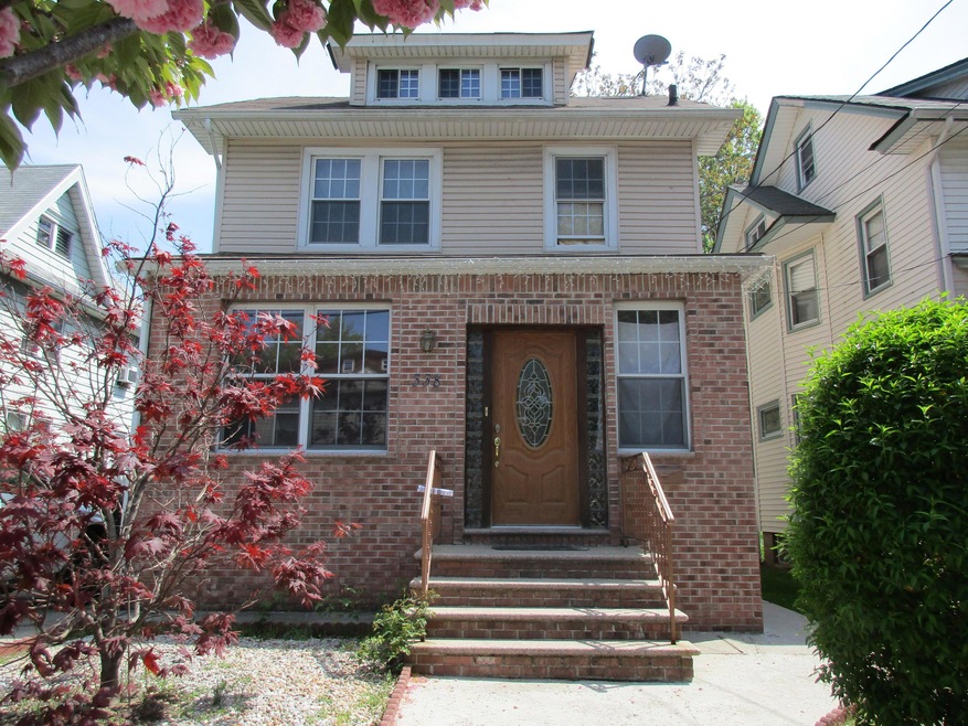 338 Cary Ave, Staten Island, NY 10310 - photo 1
