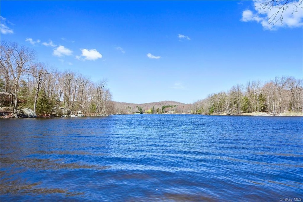 88 Sagamore Dr, Carmel, NY 10512 - photo 1