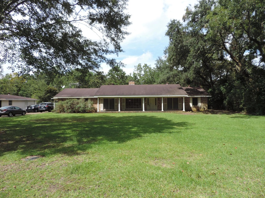 3715 Wembley Ave, Moss Point, MS 39563 - photo 1