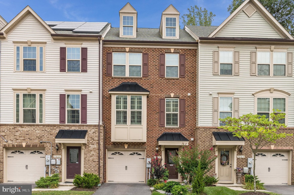 7225 Winding Hills Dr, Hanover, MD 21076 - photo 1