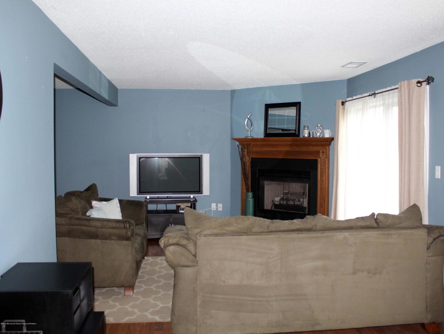 80 Madison Ct unit 58, Tinton Falls, NJ 07712 - photo 1