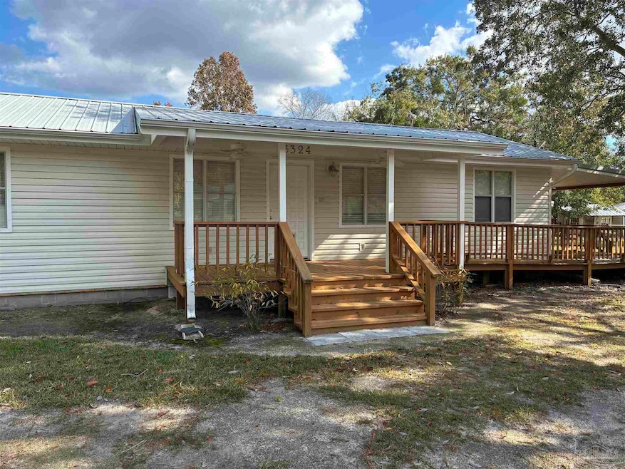 3324 Bonfire Dr, Milton, FL 32583 - photo 1