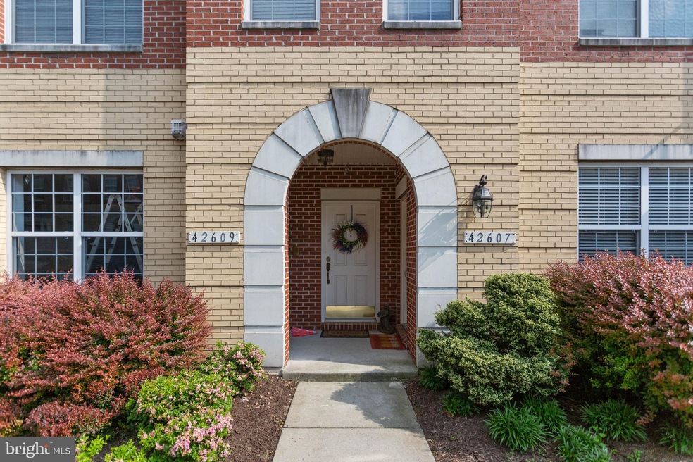 42609 Hollyhock Terrace, Ashburn, VA 20148 - photo 1