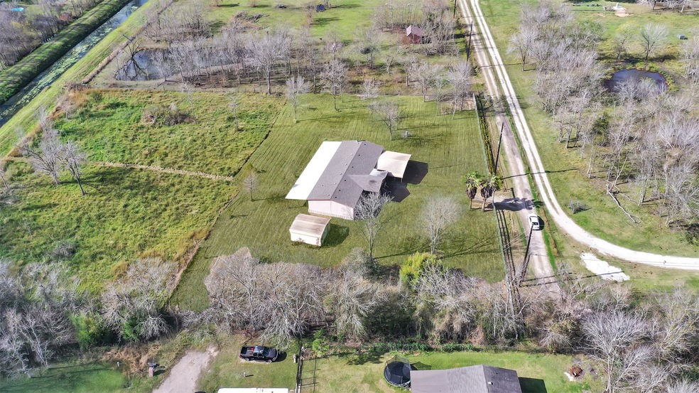 4022 Joe Dr, Pearland, TX 77584 - photo 1