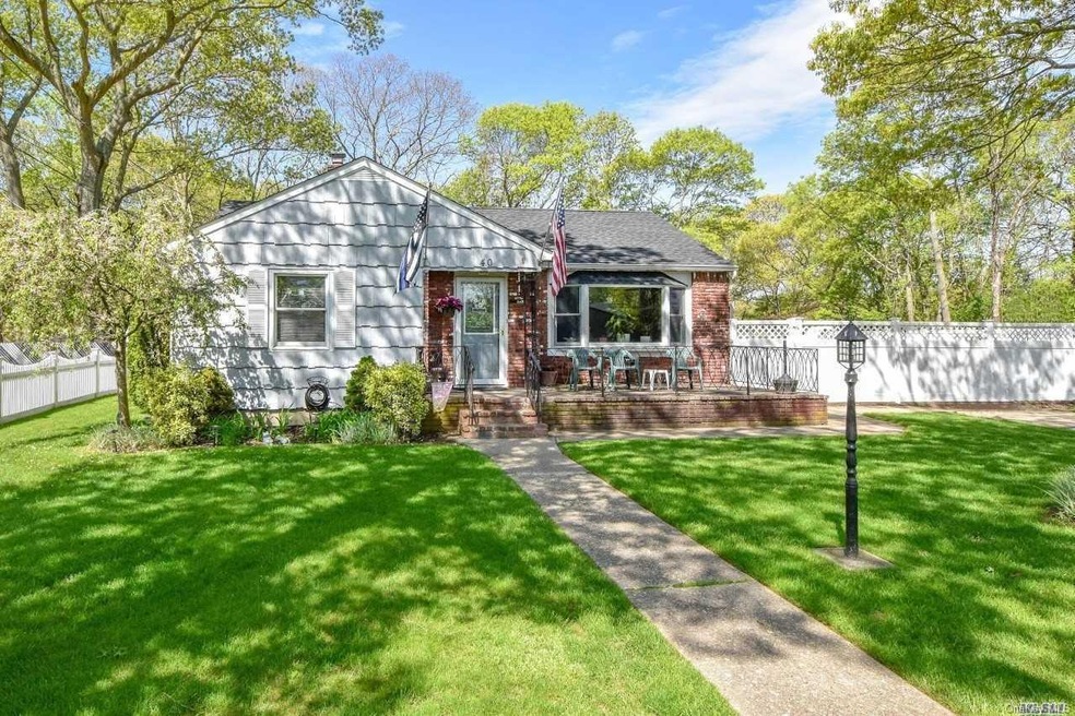 40 Hopes Ave, Holtsville, NY 11742 - photo 1