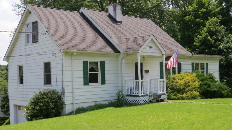 319 W Baldwin St, Hackettstown, NJ 07840 - photo 1