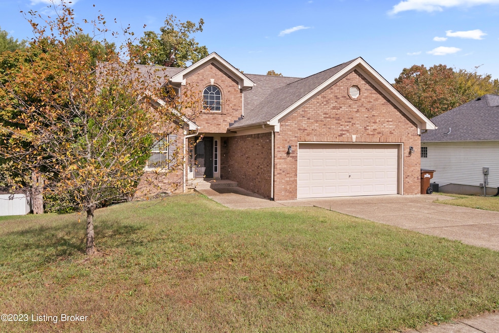 178 Crystal View Ct, Mount Washington, KY 40047 - photo 1